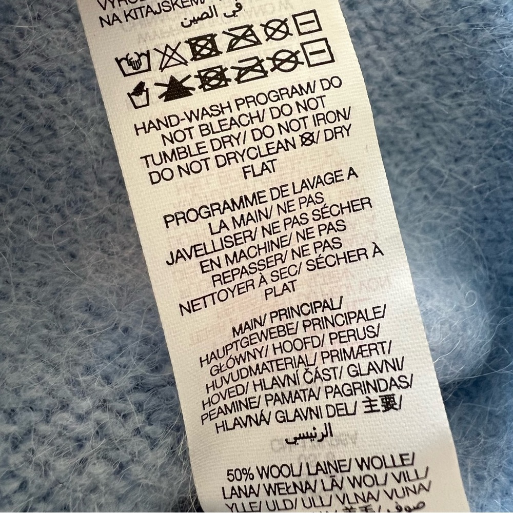 Sweaty Betty Wool and Alpaca light blue sweater Sierra pullover sweater Size 8 - Picture 9 of 9